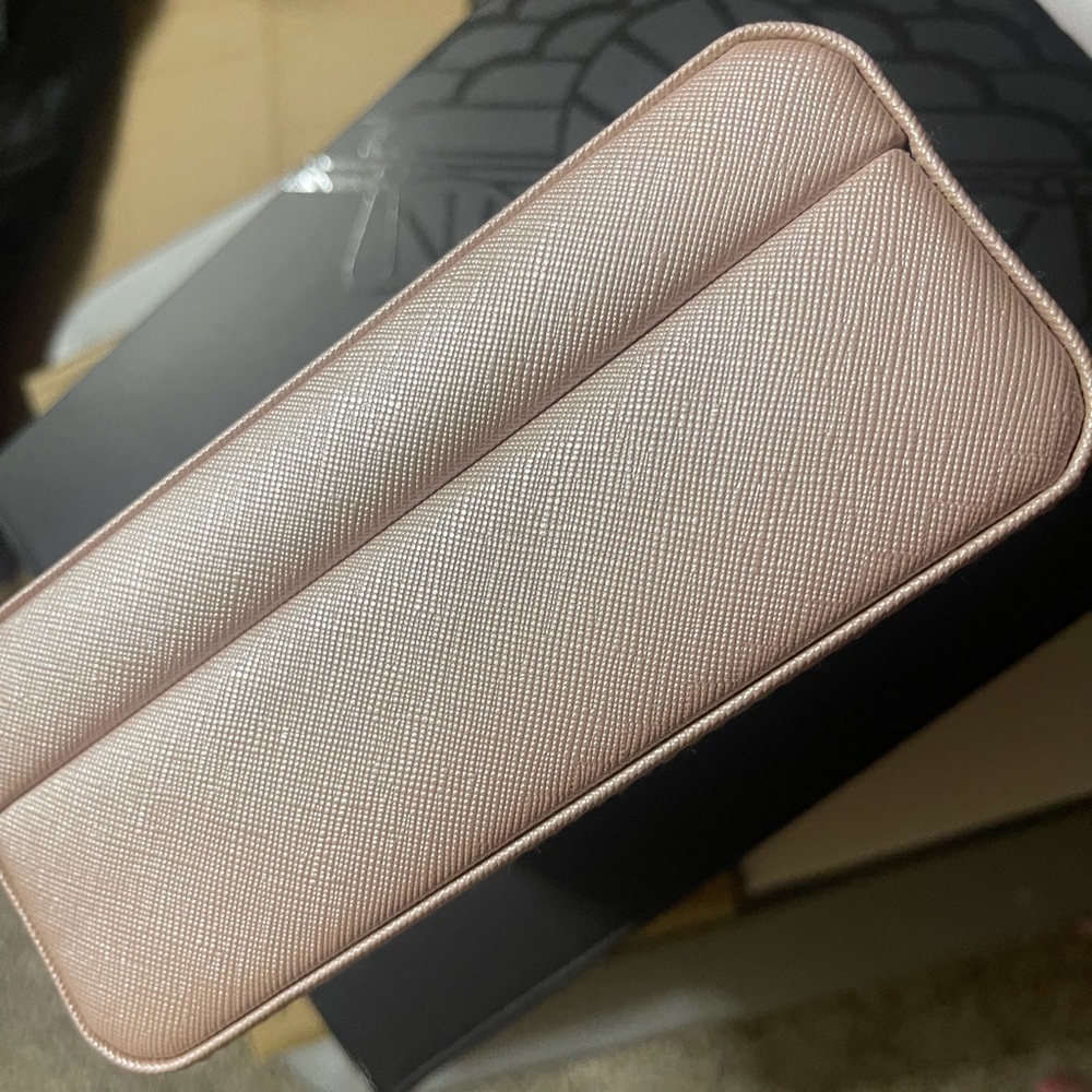 Compact Light Pink Jewelry Organizer Case with Snap Closure - Picture 3 of 3